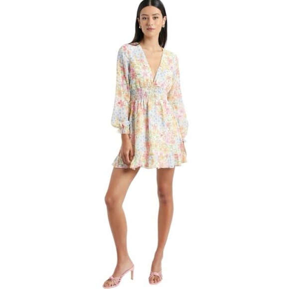 NWT SHOWPO PRETTY AS YOU DRESS IN MULTI FLORAL SIZE 6 - Picture 2 of 10